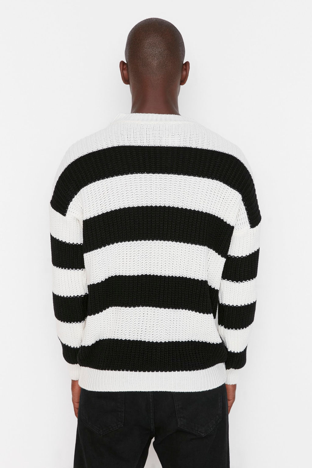 TRENDYOL MAN Koyu Yesil Casual Oversize Fit Genis Kal?p Bisiklet Yaka Cizgili Triko Kazak TMNAW23KZ00106 - Trendyolmilla фото 13