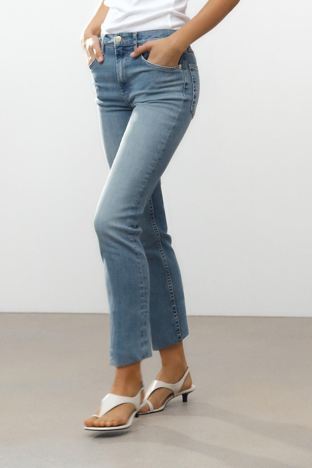 ZW COLLECTION BOOTCUT HIGH-WAIST CROPPED JEANS - Zara фото 2