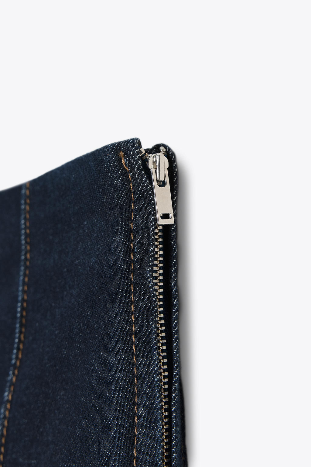 Z1975 HIGH-WAIST FLARE JEANS - Zara фото 8
