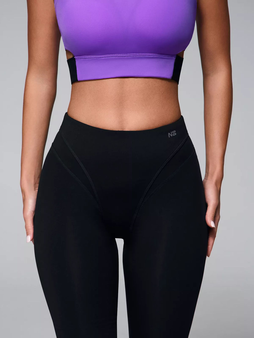 Спортивные леггинсы