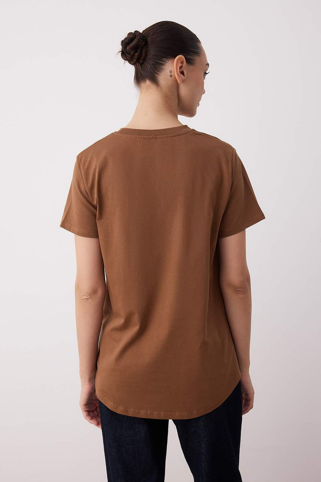 Siyah-Beyaz %100 Pamuk Arkas? Uzun Orme T-Shirt TWOAW26TS00008 - Trendyolmilla фото 4