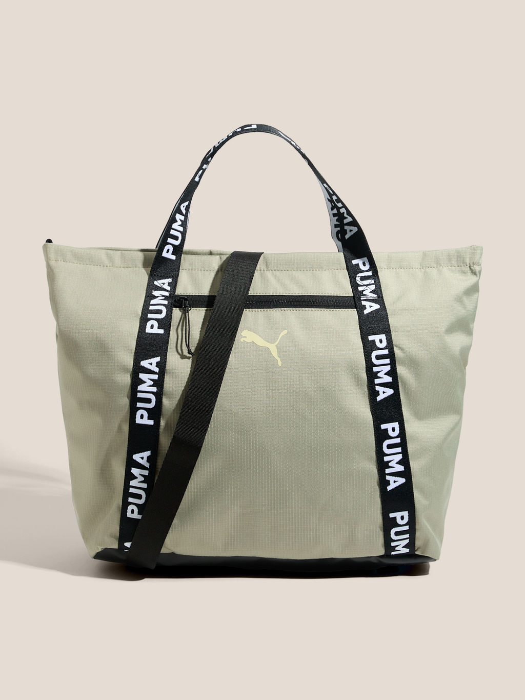 Женский тоут PUMA AT ESS Shopper Артикул 4558176, светло-зеленый