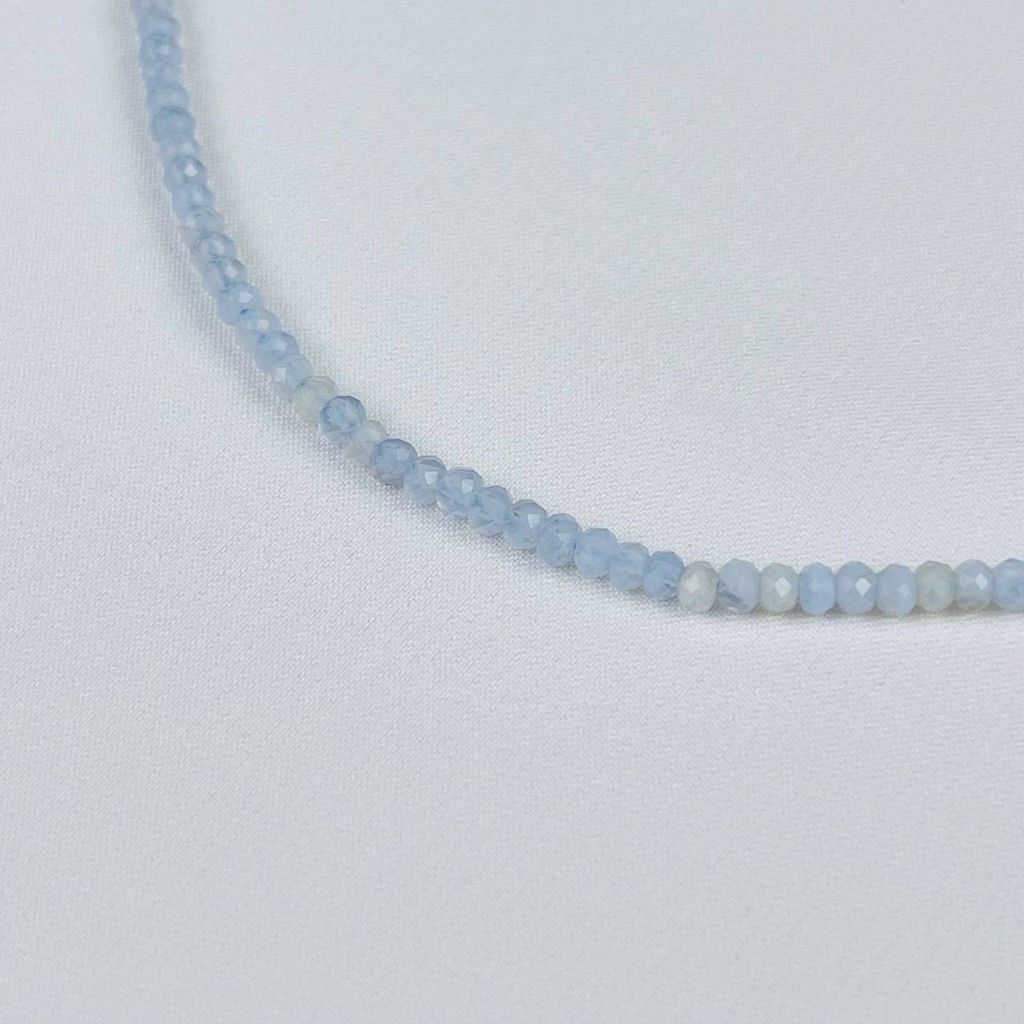 Колье из Голубого гата 42 см +