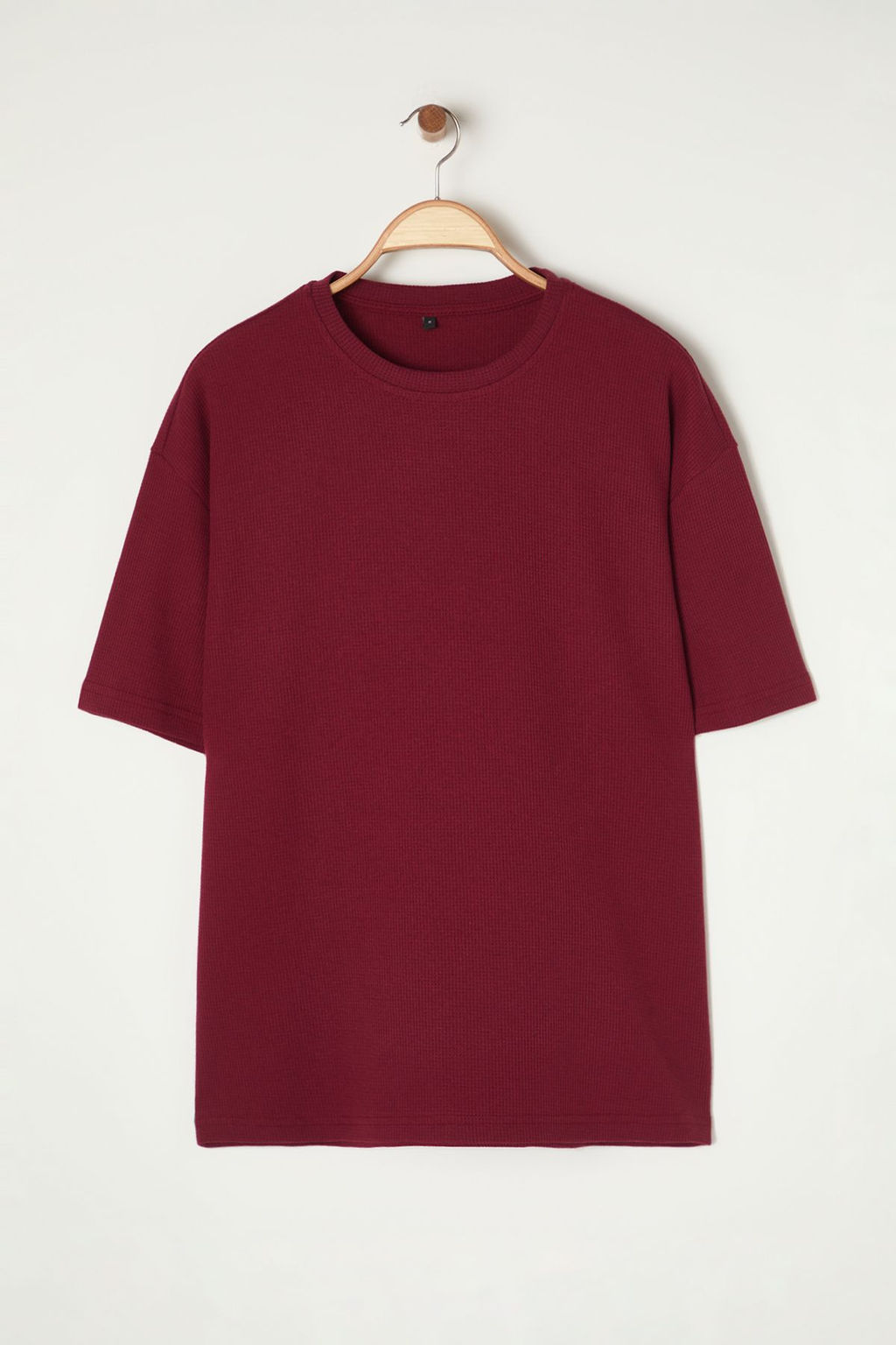 Basic Bordo Oversize/Genis Kesim Dokulu Waffle K?sa Kol T-Shirt TMNSS22TS00049