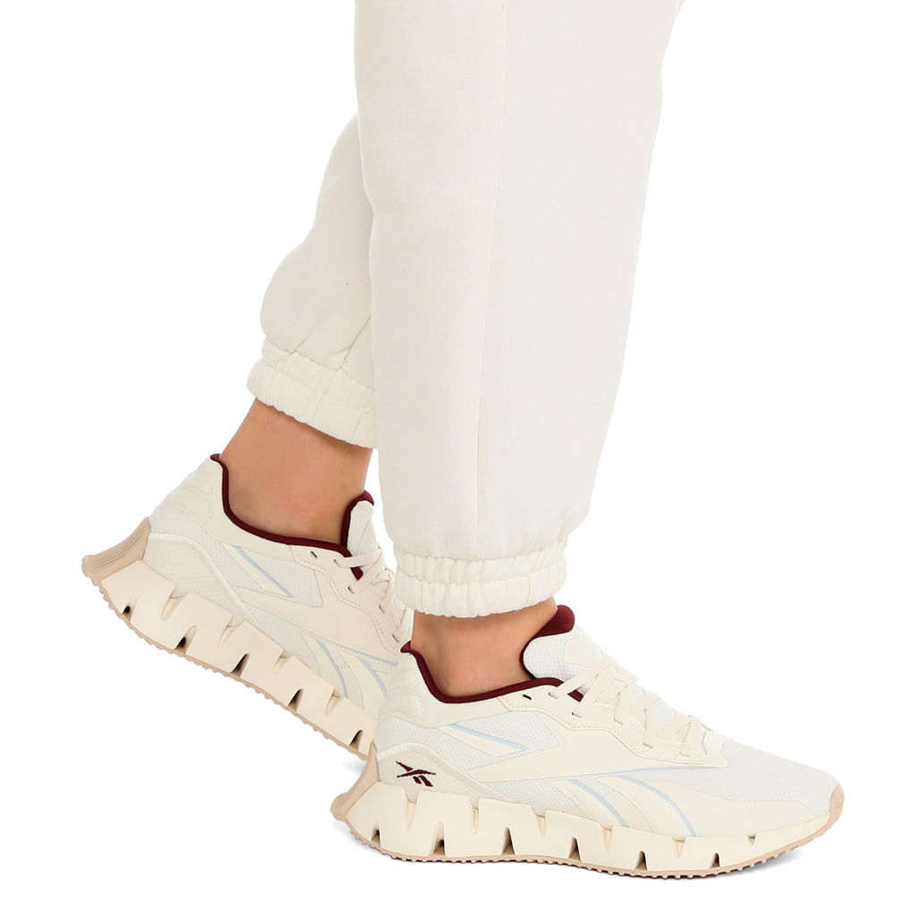 Женские кроссовки REEBOK ZIG DYNAMICA 4 Артикул 3528879, молочно-белый