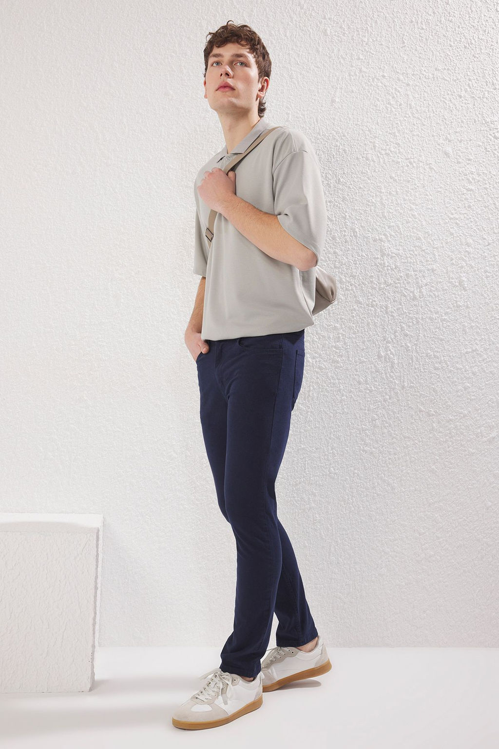 TRENDYOL MAN Lacivert Slim/Dar Paca Basic 5 Cep Esnek Gabardin Pamuklu Pantolon TMNSS25PL00020 - Trendyolmilla фото 3