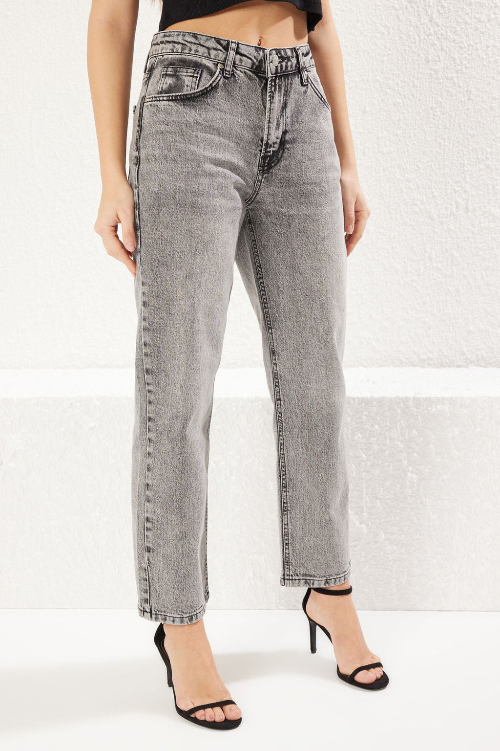 Mavi Normal Bel Duz Kesim Comfort Straight Jeans TWOSS25JE00100 - Trendyolmilla фото 8