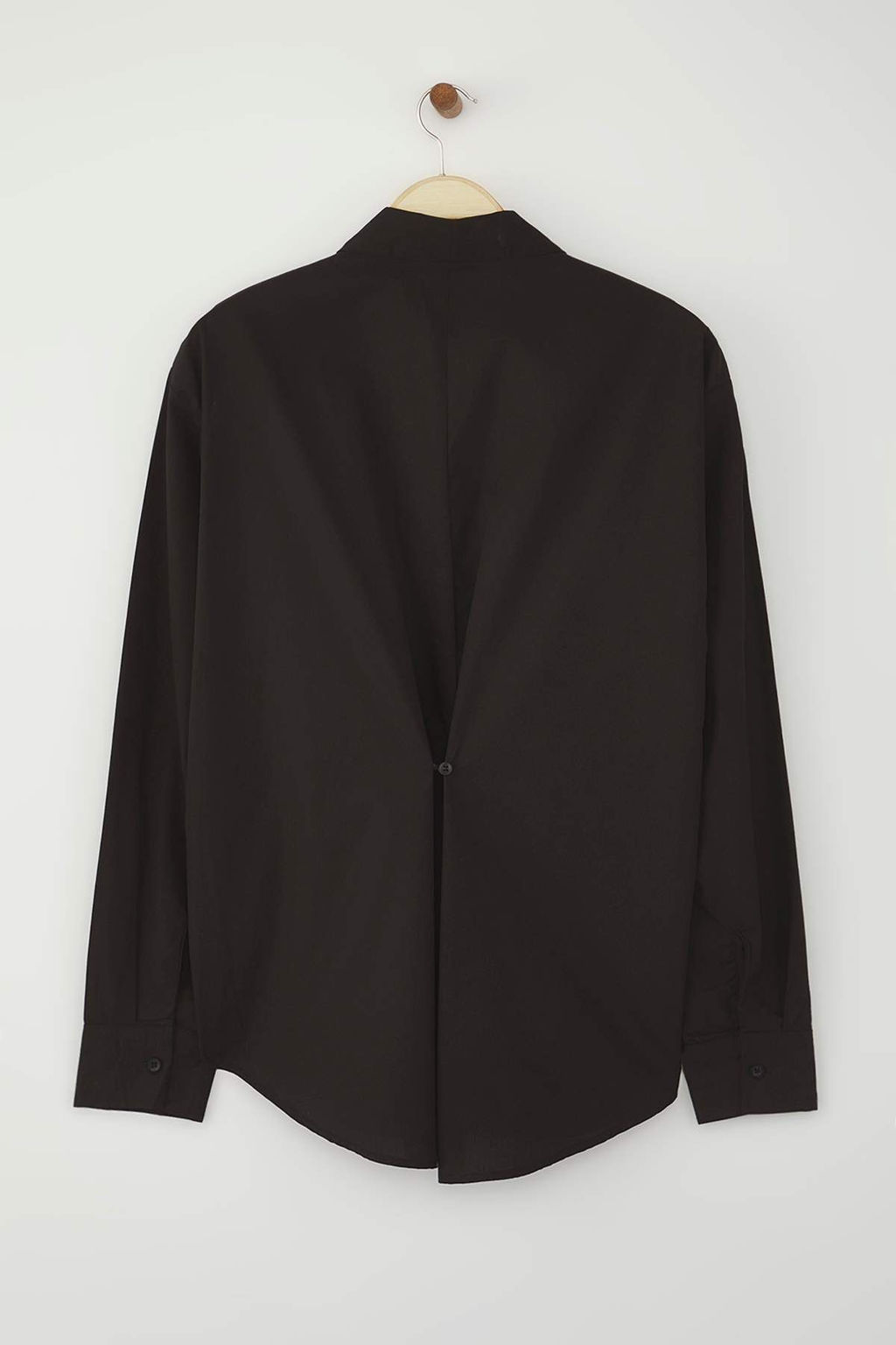 Beyaz Arkas? Dugme Detayl? Oversize Gomlek TWOAW26GO00009 - Trendyolmilla фото 7