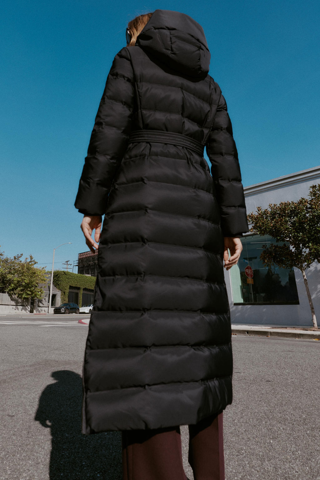 HOODED BELTED WATER-REPELLENT WINDPROOF DOWN PUFFER JACKET - Zara фото 4