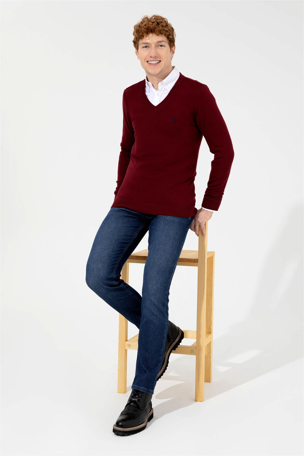 U. S. Polo Assn Мужской базовый трикотажный свитер бордового цвета с v-образным вырезом - U.s. polo assn фото 7