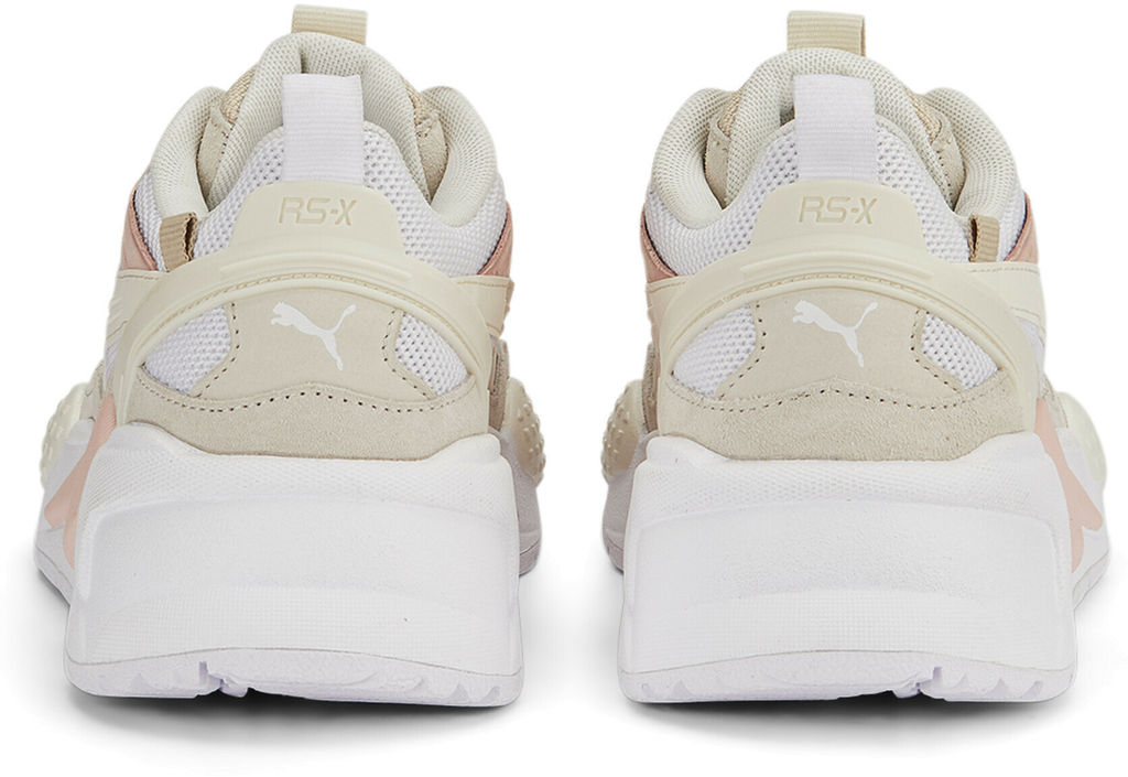 Кроссовки взрослые