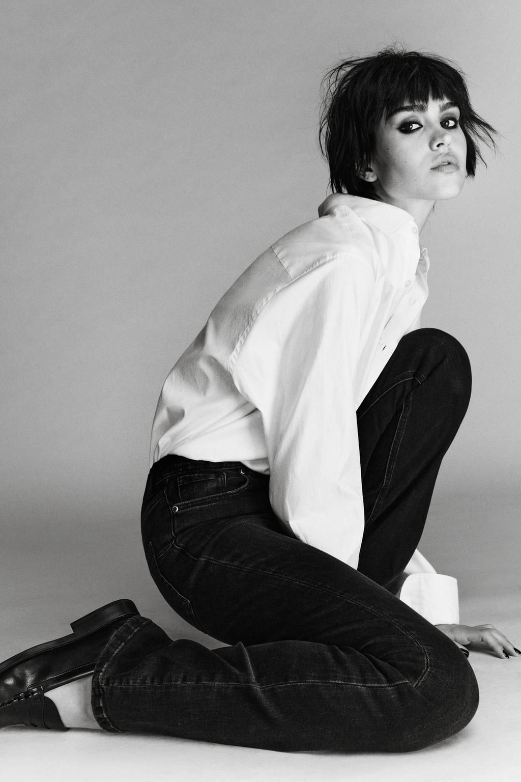 ZW COLLECTION MID-WAIST BOOTCUT CONTOUR JEANS - Zara фото 3