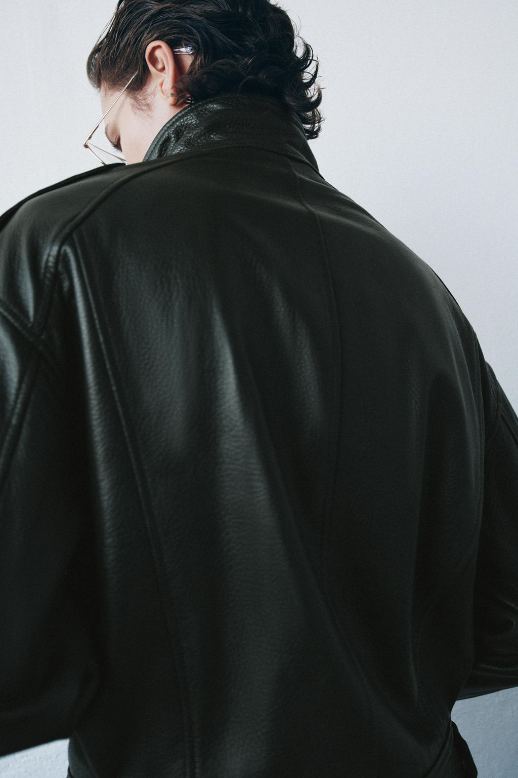 ZW COLLECTION LIMITED EDITION LEATHER BOMBER JACKET - Zara фото 10
