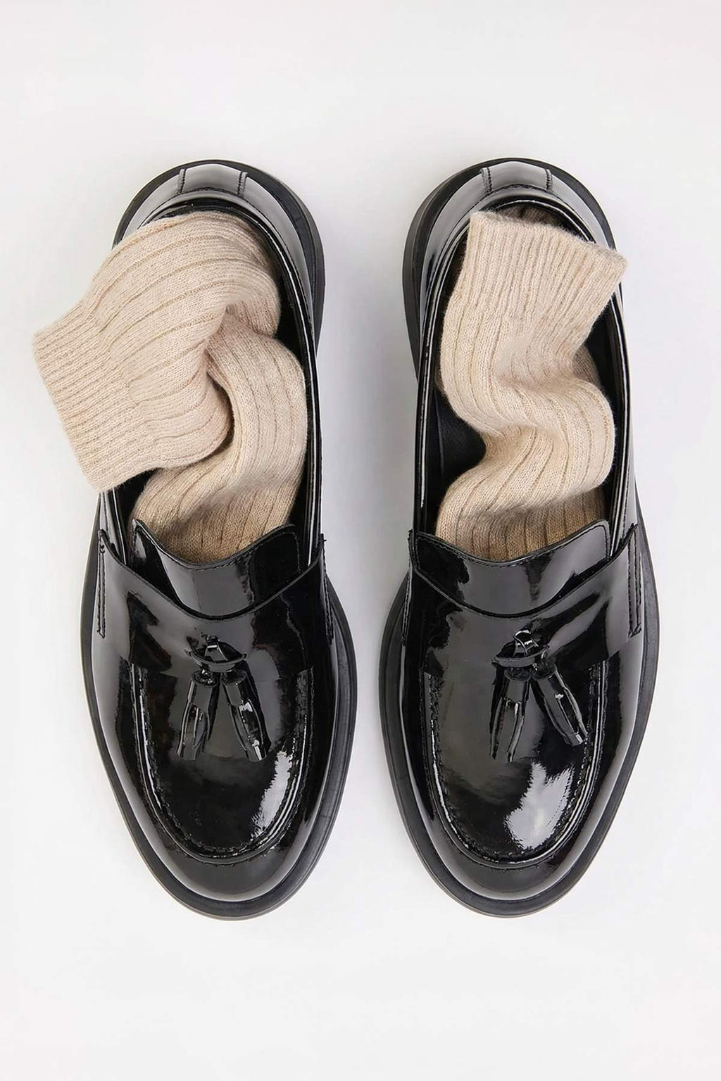 Siyah Rugan Puskul Detayl? Kad?n Loafer Ayakkab? TAKSS26LA00002 - Trendyolmilla фото 11