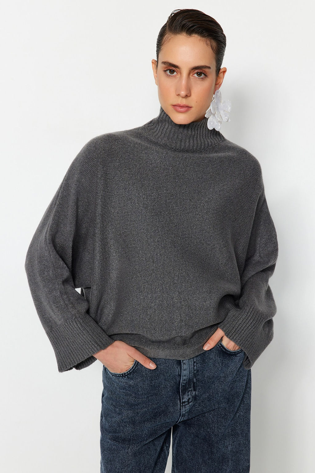 Antrasit Yumusak Dokulu Genis Kal?p Triko Kazak TWOAW20KZ1059 - Trendyolmilla фото 7