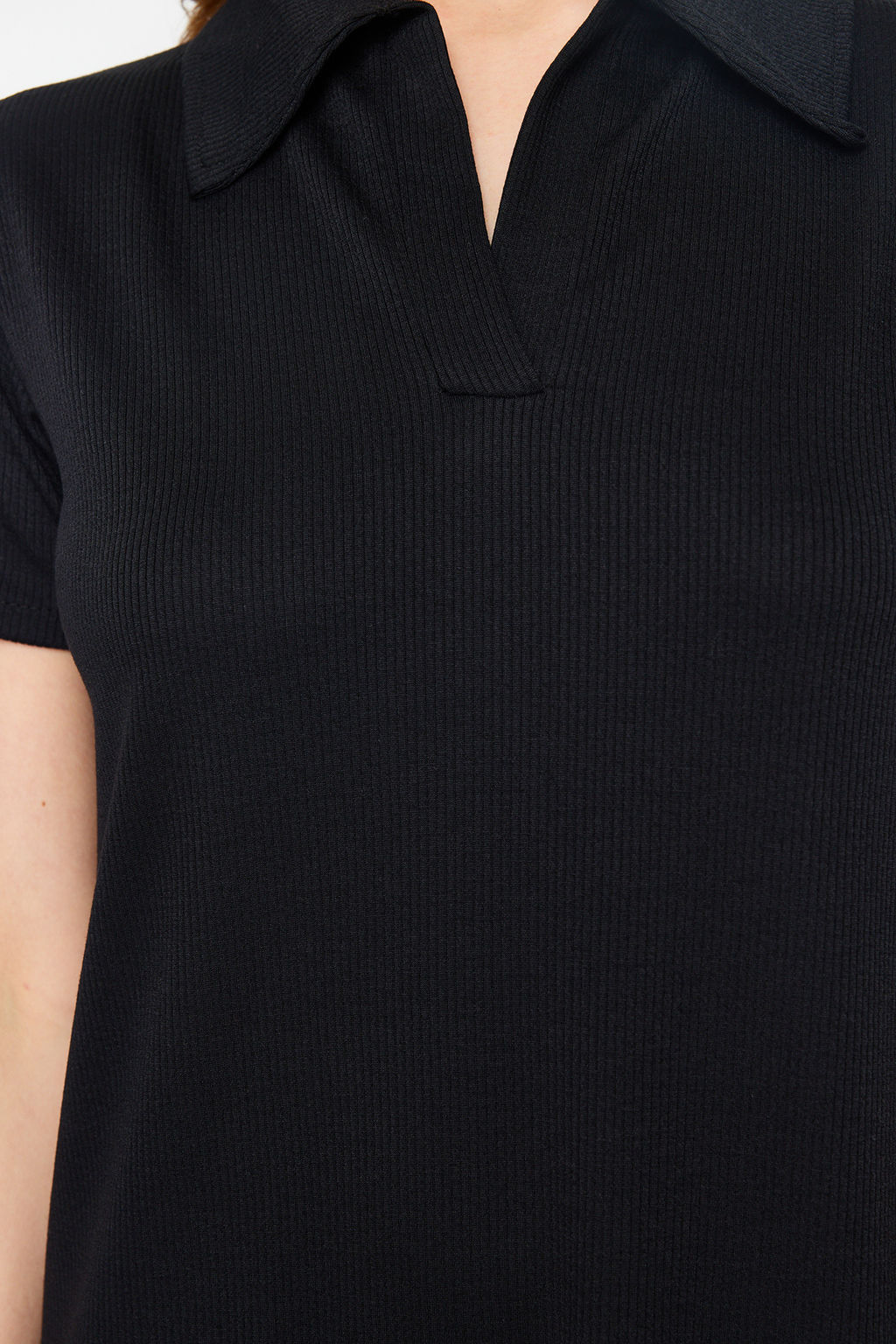 TRENDYOLMILLA Siyah Polo Yaka Shift/Normal Kesim Midi Esnek Orme Elbise TWOSS24EL01012 фото 5