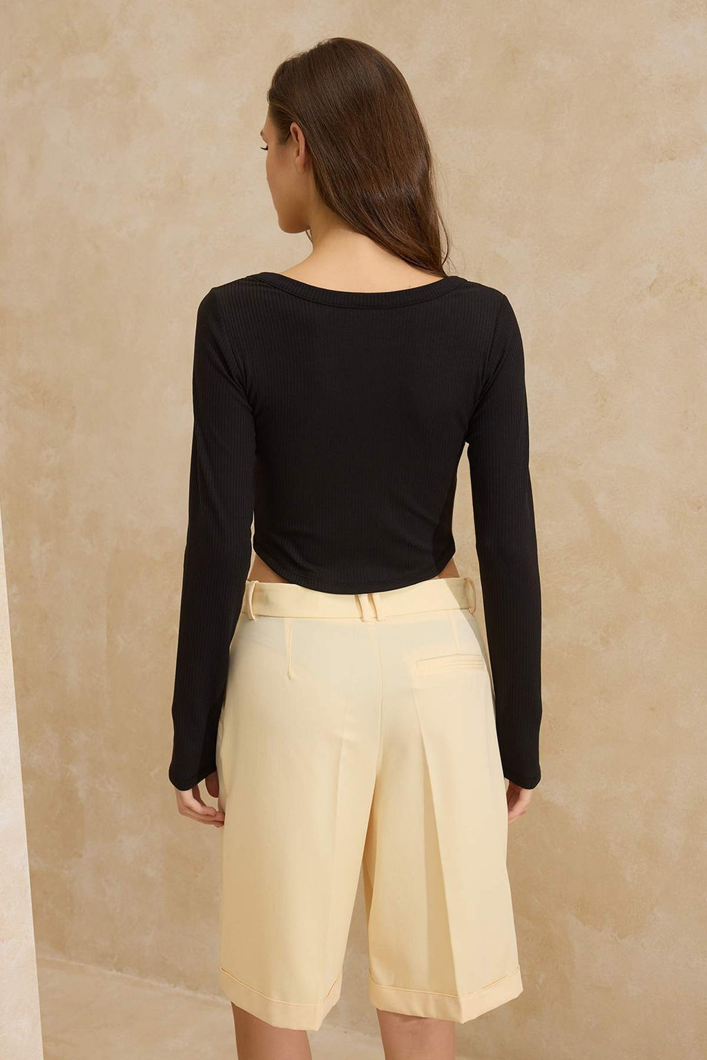 Siyah Fitted/Vucuda Oturan V Yaka C?tc?tl? Crop Premium Yumusak Orme Bluz TWOSS26BZ00056