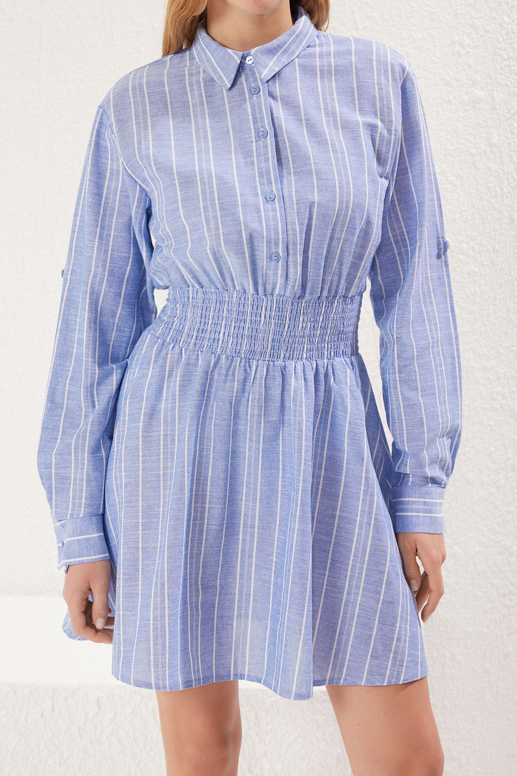 Trendyolmilla Mavi Cizgili Etegi Belden Ac?lan Gipeli Mini Dokuma Elbise TWOSS25EL00203  фото 3