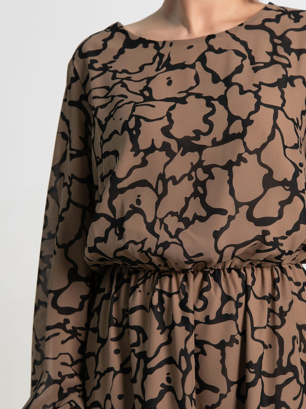 Платье Идиллия (бежево-черное) П15378-16М