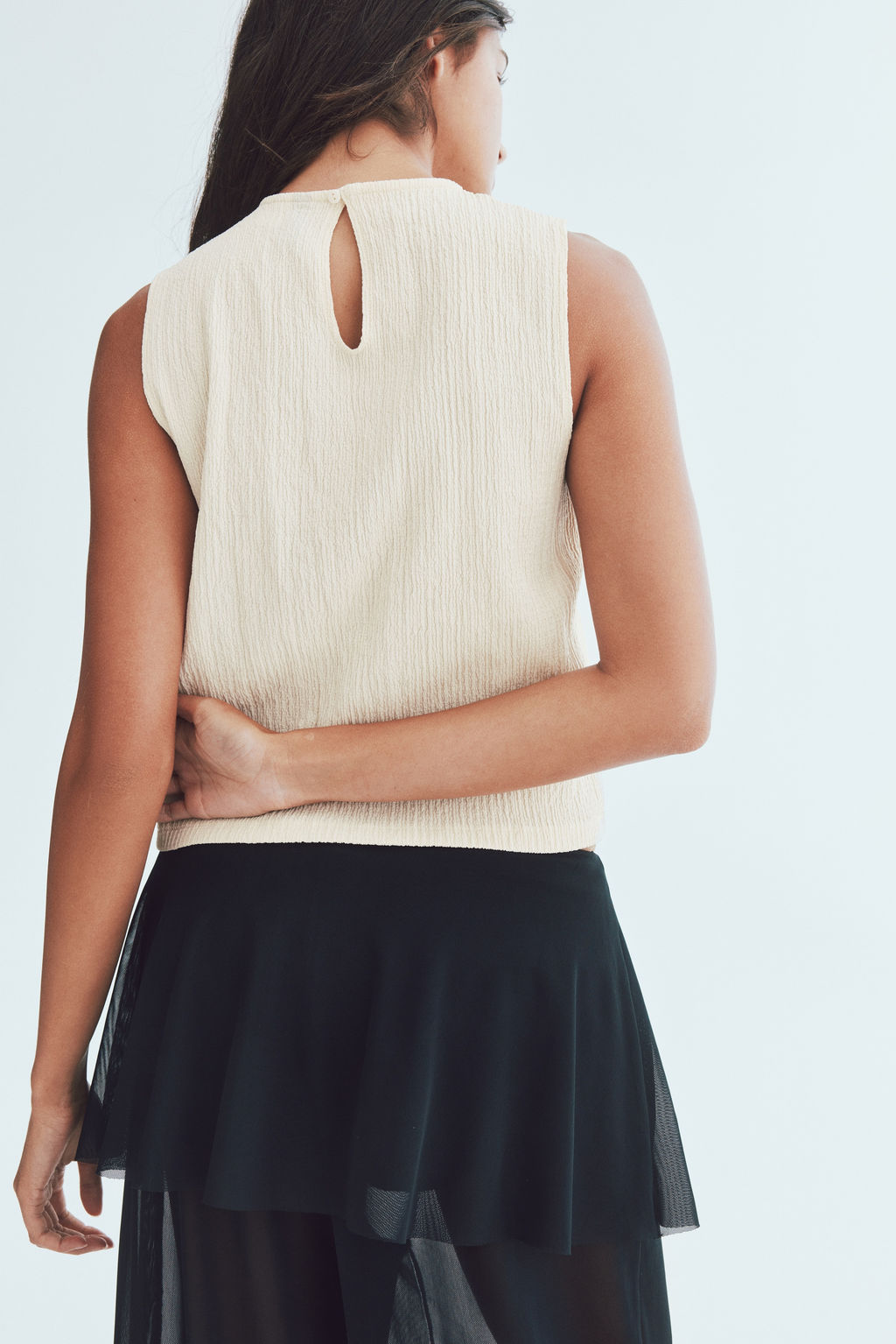 Blusa efecto arrugado con inserciones de encaje - H&m фото 5