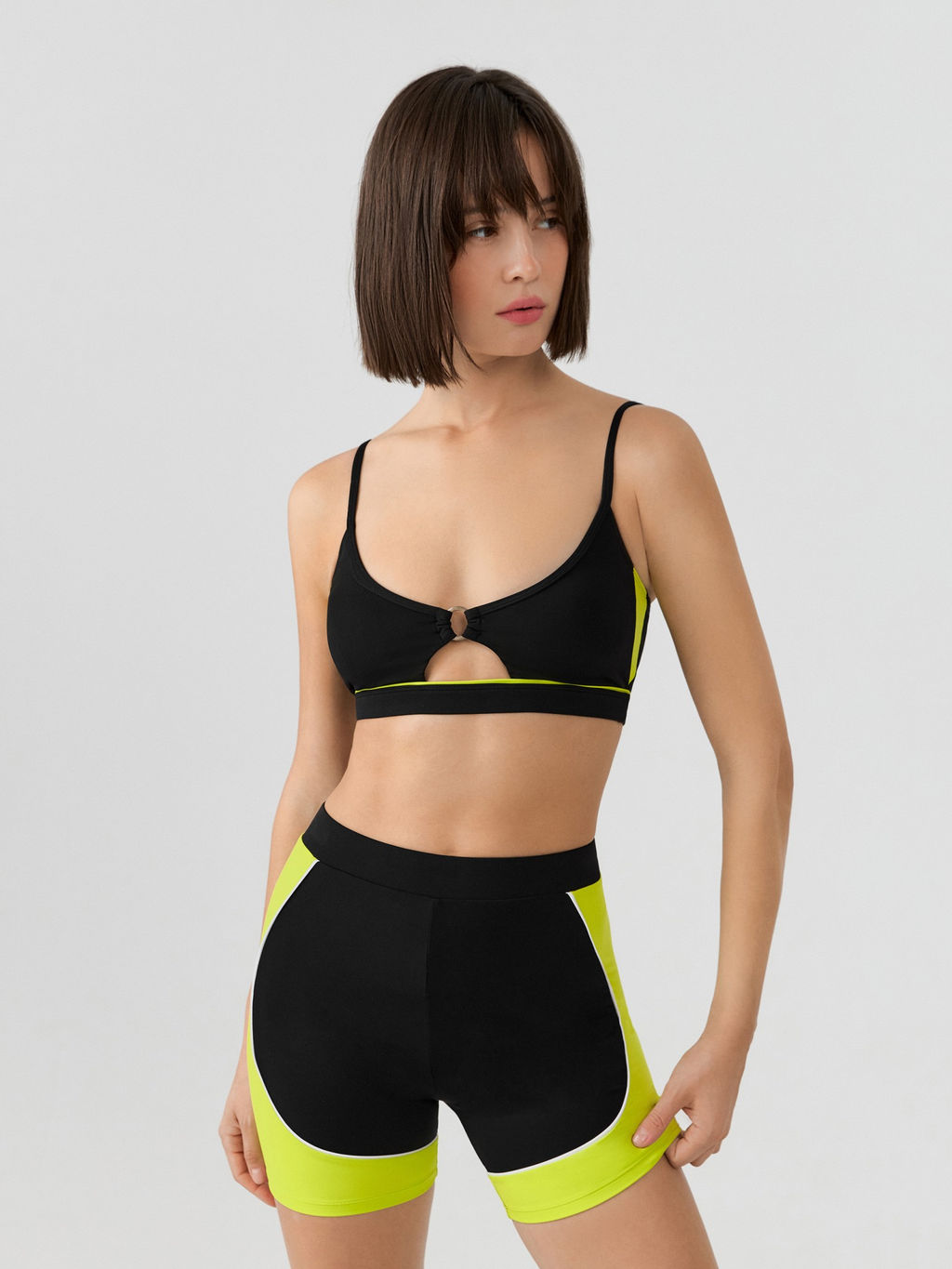 10200140073 Топ спортивный жен. Jas черный - Concept club фото 3