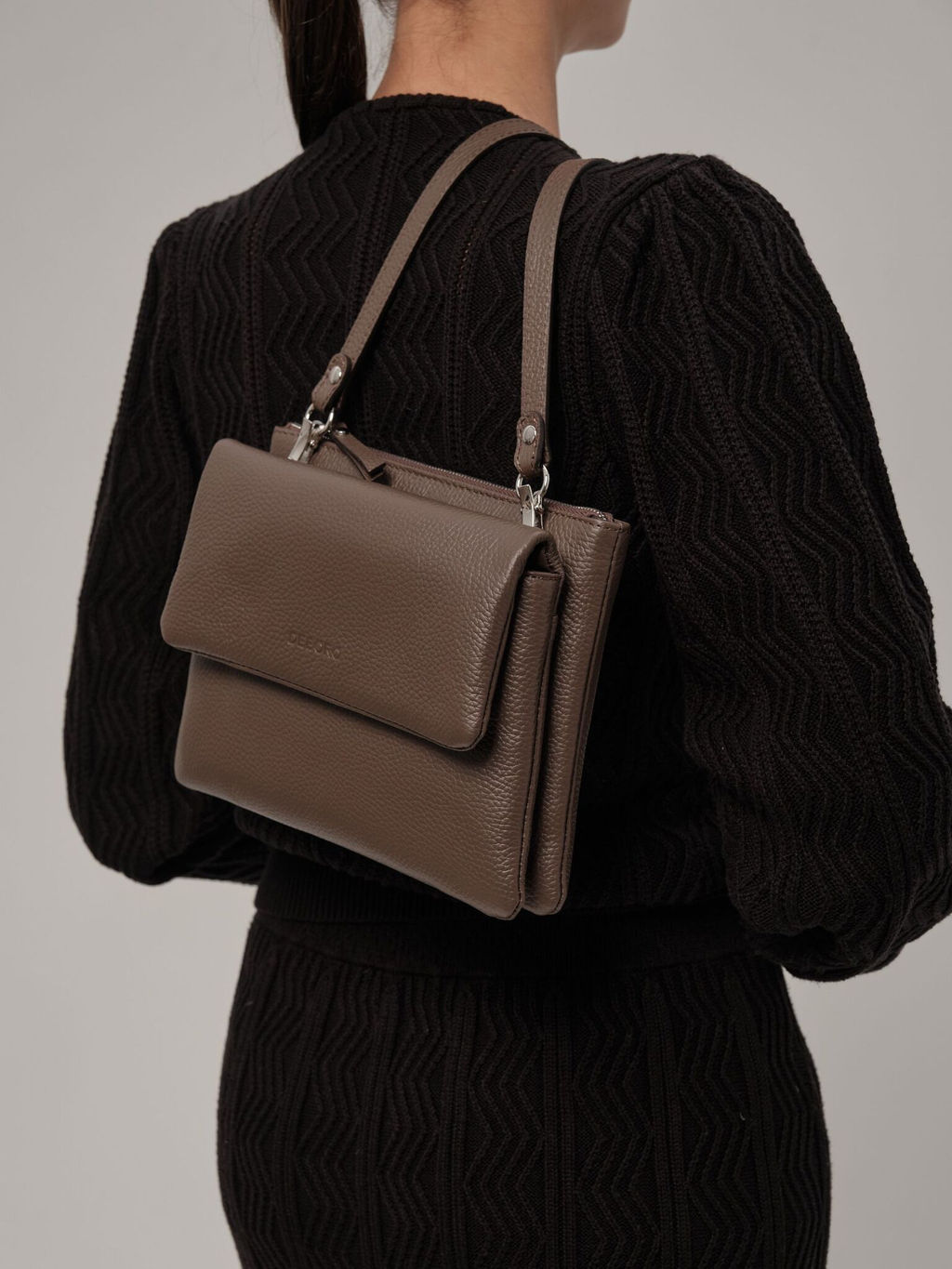 Сумка кожаная на плечо Deboro 31069 коричневый торф