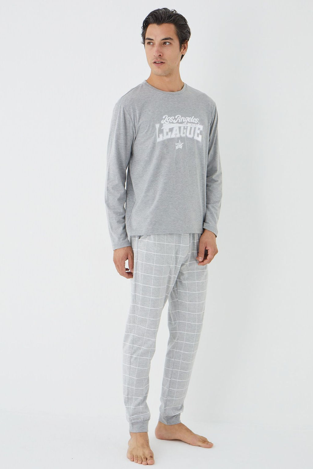 TRENDYOL MAN Gri Regular Fit Ekose Orme Pijama Tak?m? TMNAW25PT00063