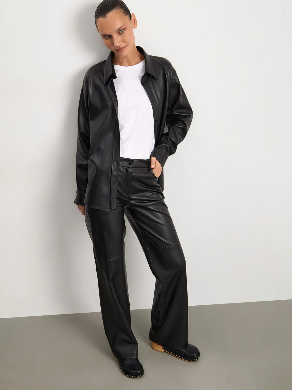 Брюки из экокожи - Emka фото 2