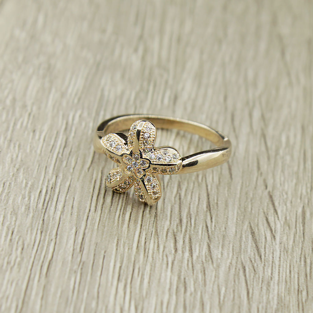 Кольцо "Фрида" фианит "хрусталь" размер 19