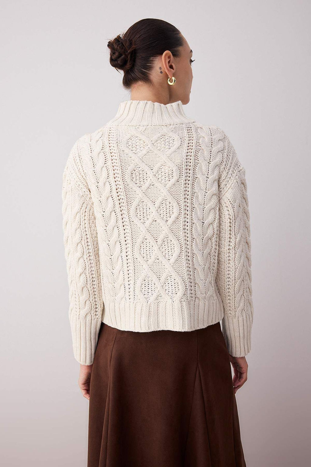 Tas Sac Orgulu Genis Kal?p Triko Kazak TWOAW26KZ00128 - Trendyolmilla фото 4