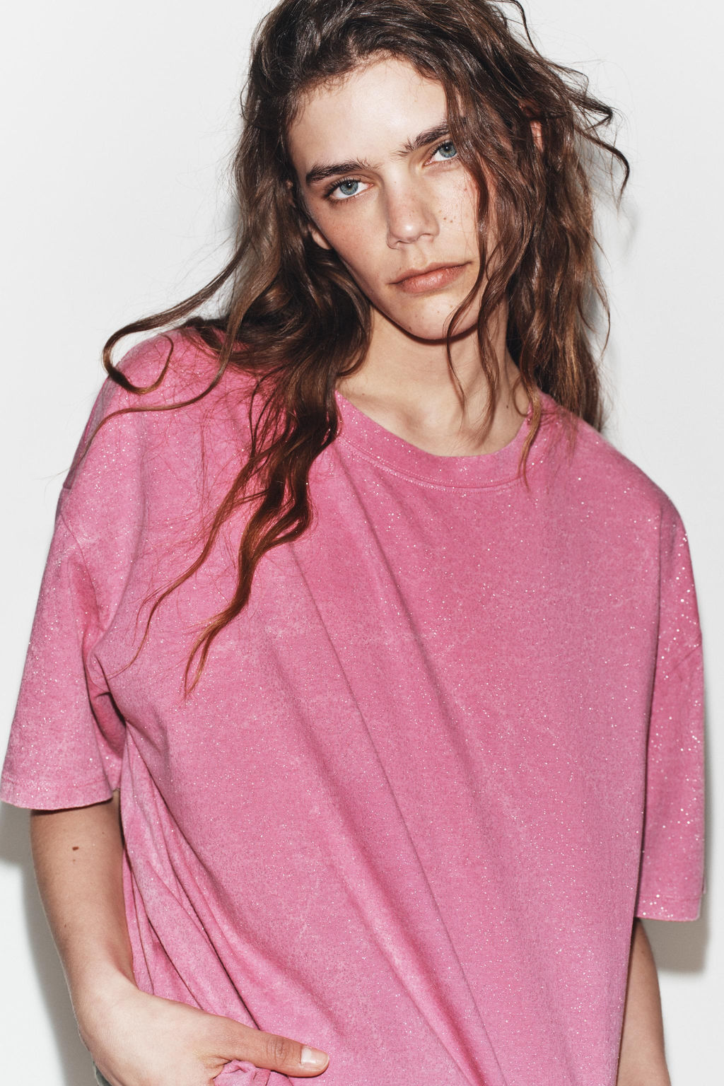CAMISETA EFECTO LAVADO BRILLOS / Rosa - Zara фото 3