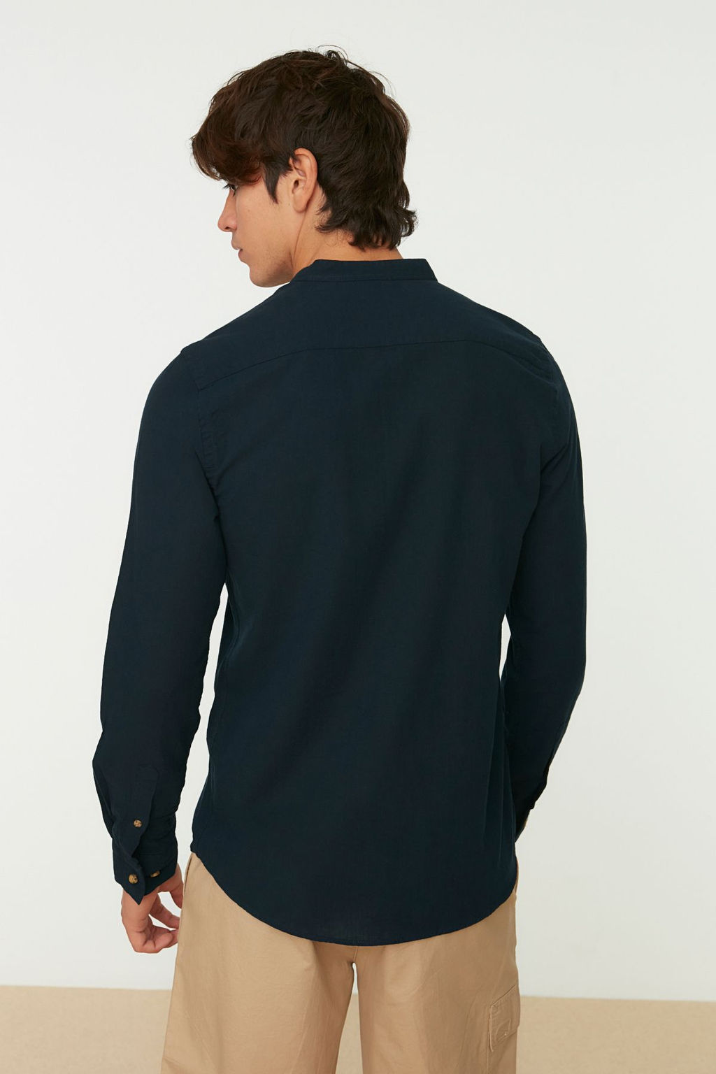 TRENDYOL MAN Mavi Slim Fit Yar?m Patl? Dugmeli Hakim Yaka Keten Gorunumlu Gomlek TMNSS20GO0097 - Trendyolmilla фото 27