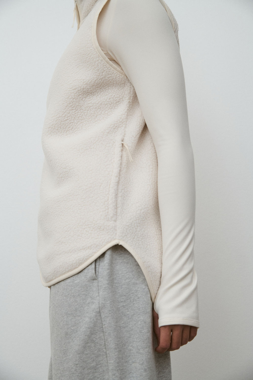Chaleco de deporte en borreguito Regular Fit - H&m фото 3