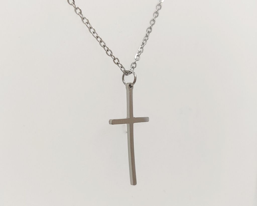 Кулон из стали на цепочке