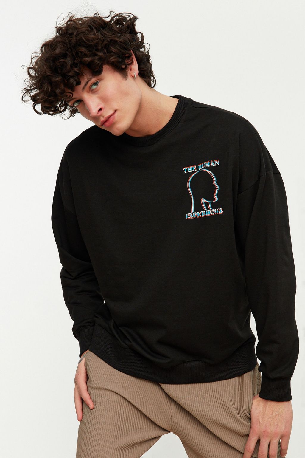 Siyah Oversize/Genis Kesim Bask?l? Sweatshirt TMNAW22SW0417