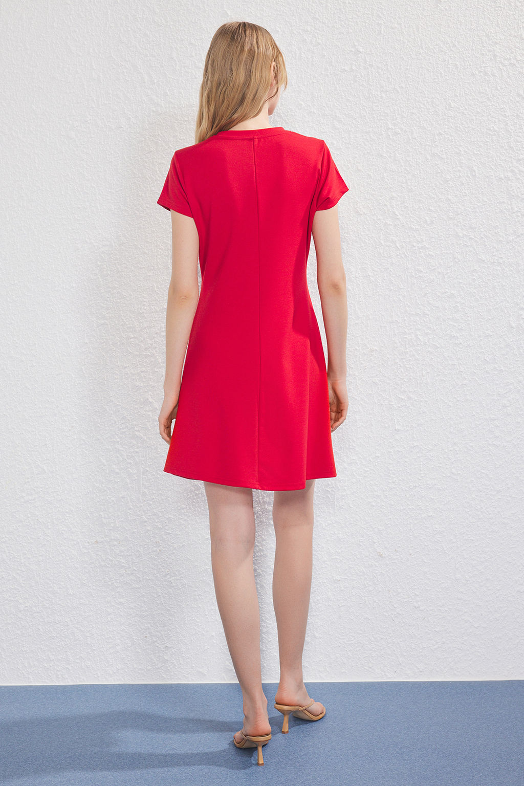 TRENDYOLMILLA Siyah A Line/Can Kesim Midi Orme Elbise TWOSS25EL00781