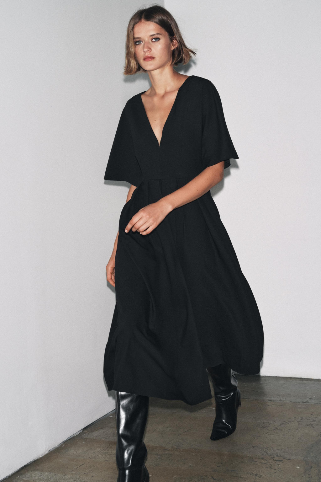 ZW COLLECTION V-NECK MIDI DRESS - Zara фото 5