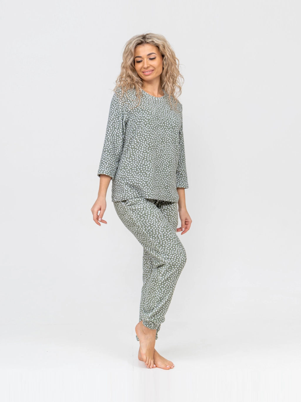 Костюм женский, цвет зеленый