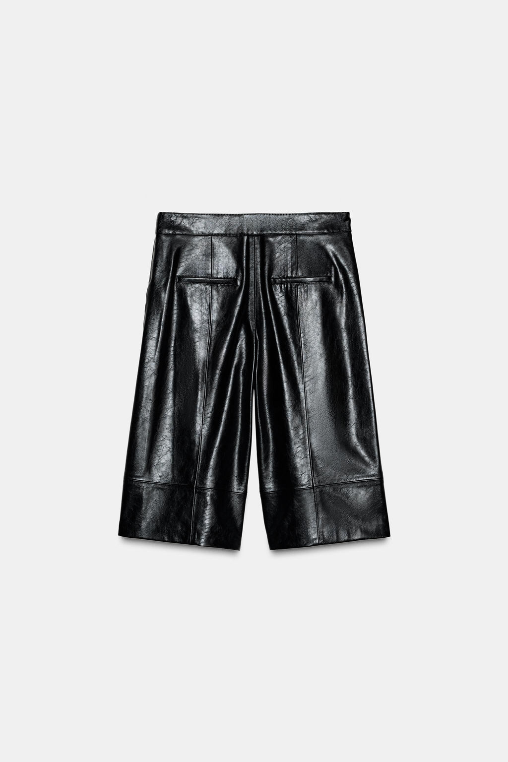 LONG FAUX LEATHER BERMUDA SHORTS