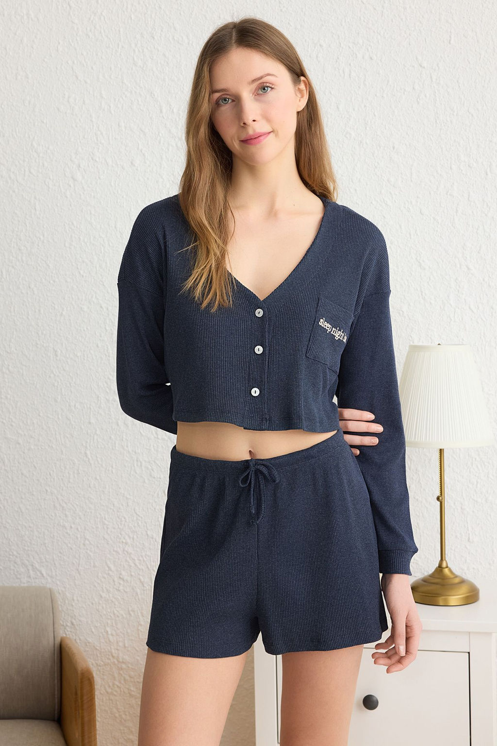 Trendyolmilla Bej Slogan Nak?sl? Fitilli Sortlu Orme Pijama Tak?m? THMAW22PT0229  фото 3