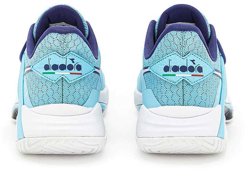 Кроссовки женские