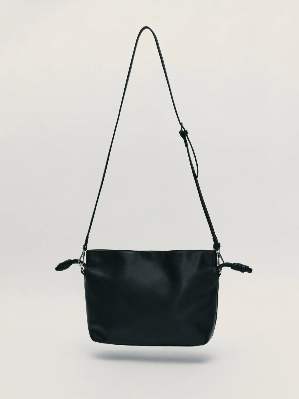 Сумка-мешок из экокожи / Zarina  фото 5