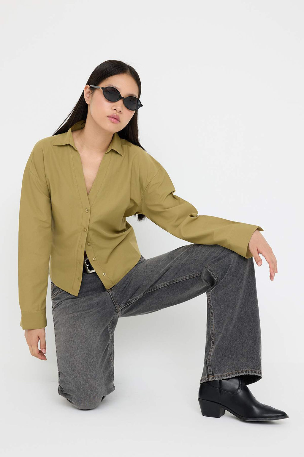 Teen S?rt Buzgu Detayl? Hafif Crop Haki Gomlek TWOAW26GO00040