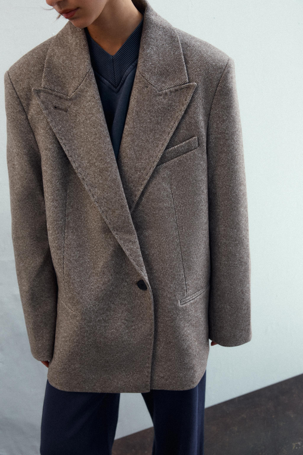 HERRINGBONE BLAZER WITH SHOULDER PADS - Zara фото 4