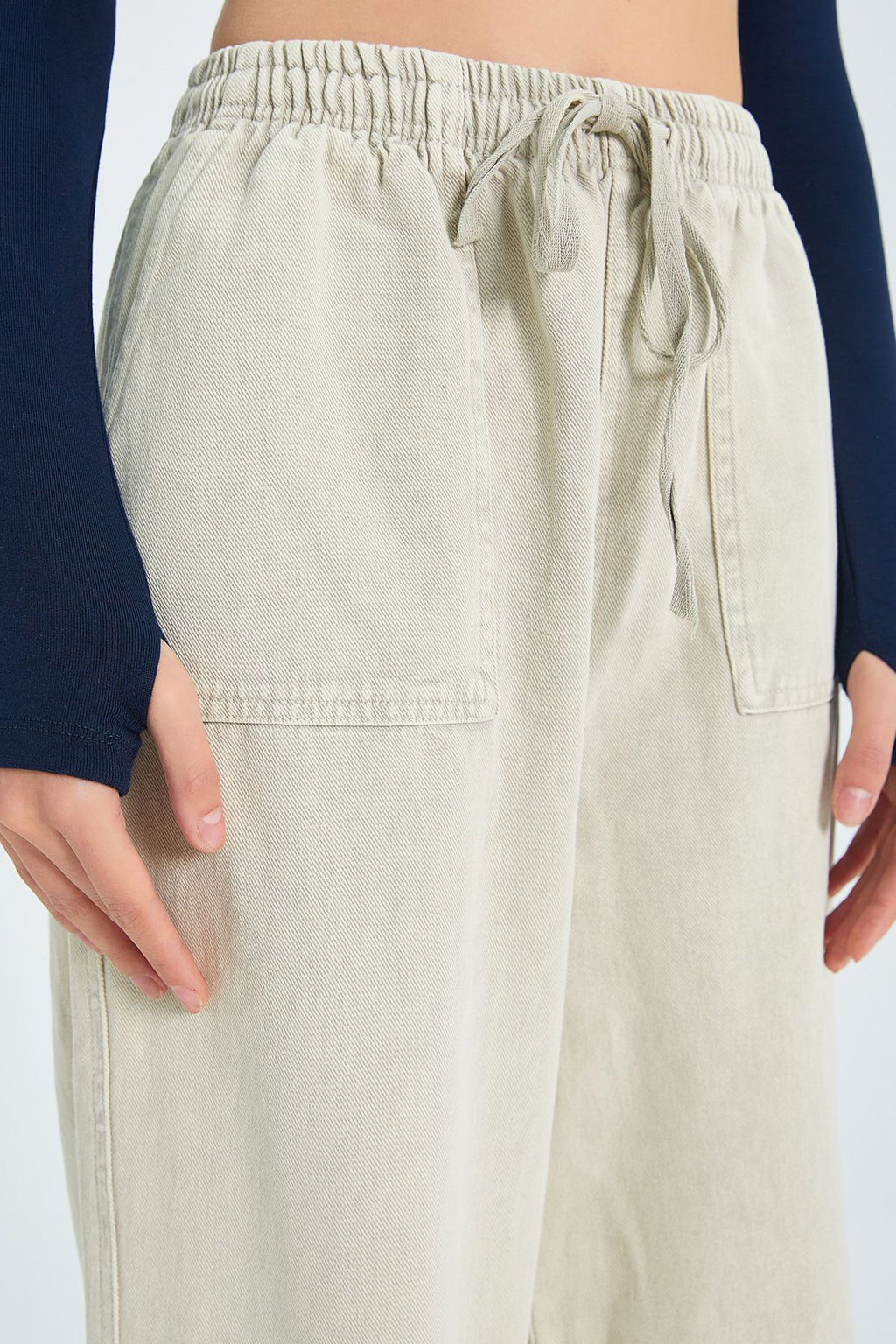 Bej Cep Detayl? Kot Gorunumlu Wide Leg/Genis Paca Dokuma Pantolon TWOSS25PL00076