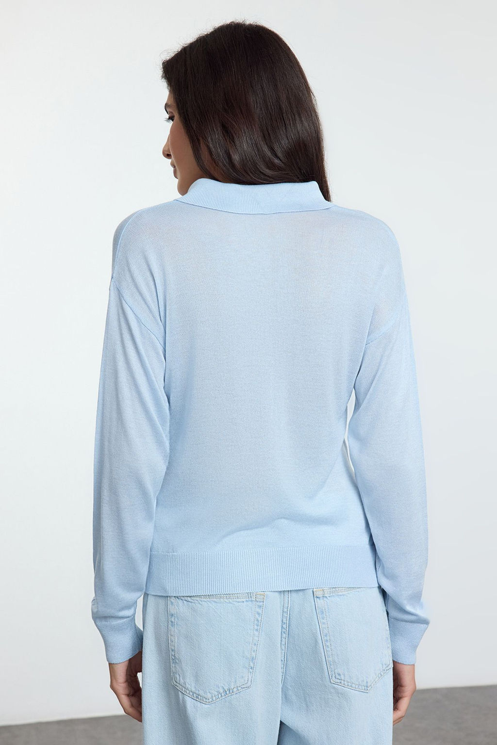 TRENDYOLMILLA Ekru Ince Polo Yaka Triko Kazak TWOAW25KZ00355