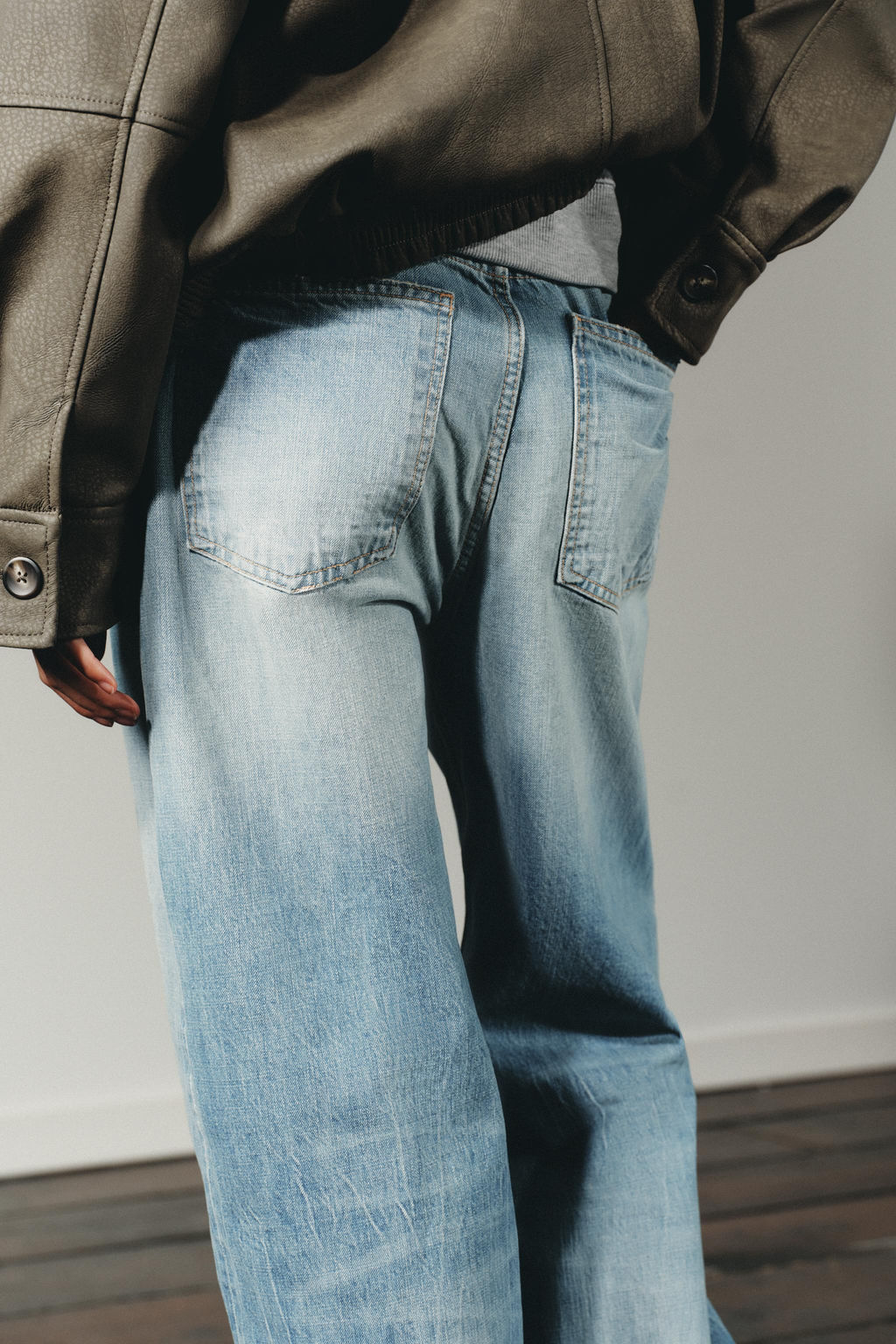 TRF WIDE LEG MID-WAIST JEANS - Zara фото 7