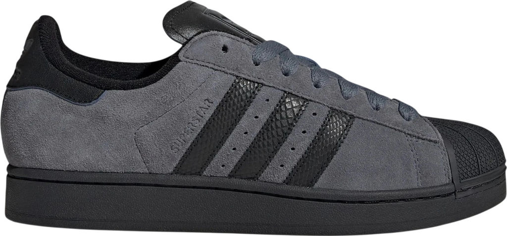 Кроссовки взрослые