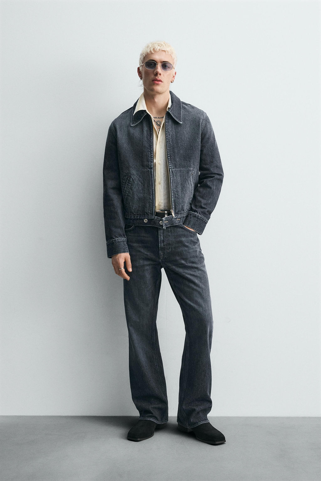 FLARE FIT JEANS LIMITED EDITION