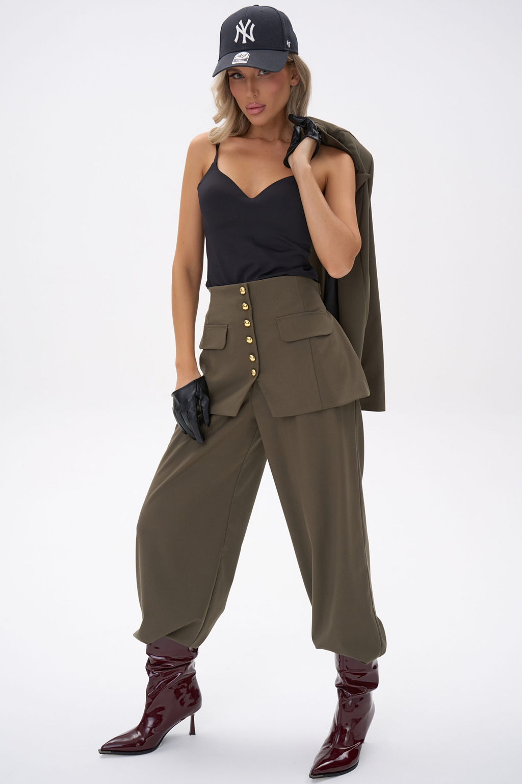 Костюм  тройка Мэдди (хаки)